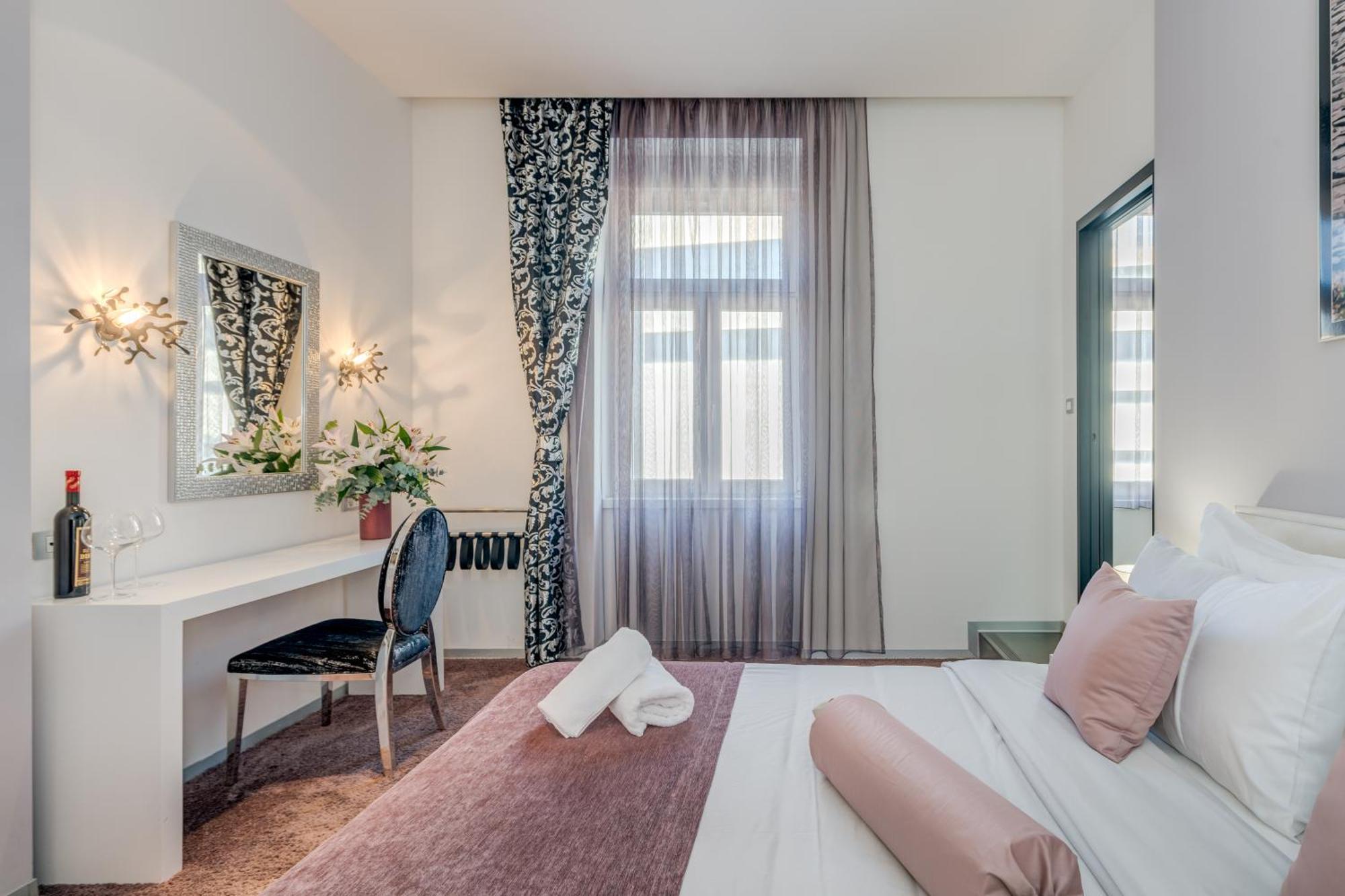 Starlight Luxury Rooms Split Kültér fotó